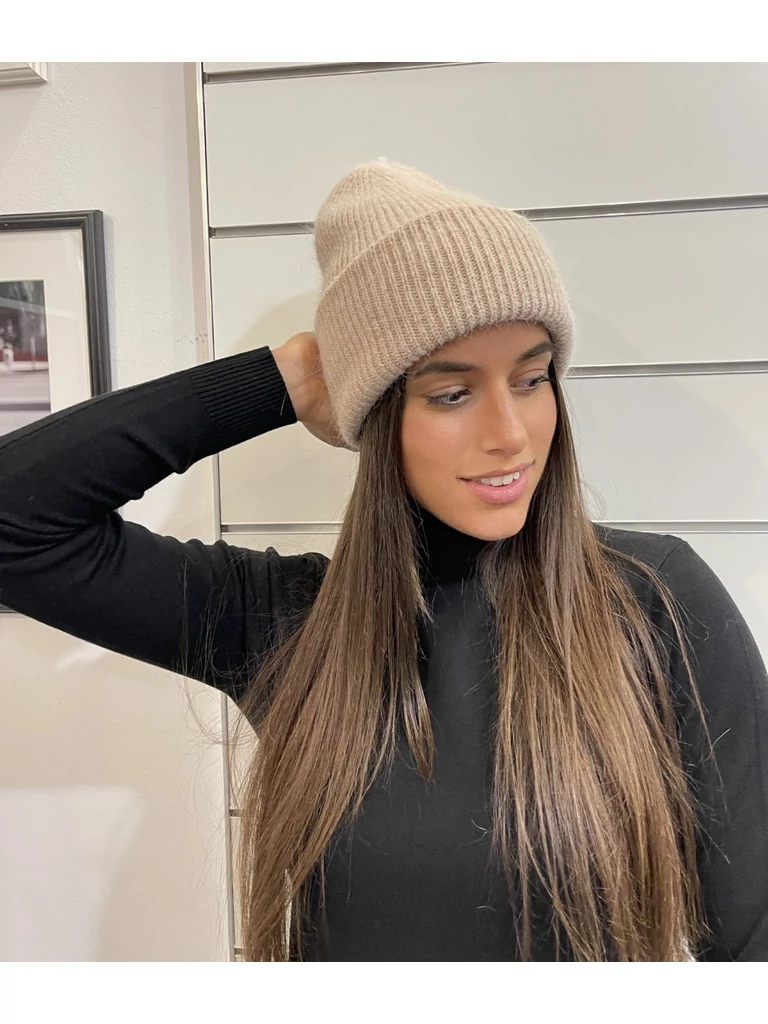 NICCI sapka